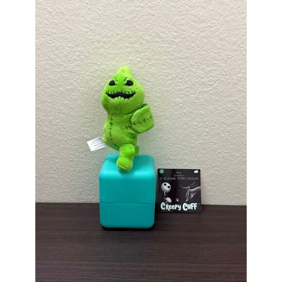 Disney Nightmare Before Christmas Creepy Cuff Plush Slap Bracelet - Oogie Boogie - Picture 1 of 4